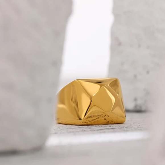 💛Gold plated statement ring - Picture 6 of 6